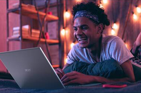 Acer Swift 3 SF316-51-70UU : élégance et performance