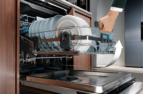 ComfortLift, le lave-vaisselle d'Electrolux qui pense à votre dos