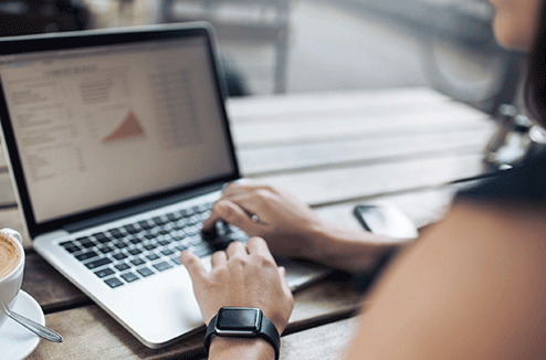 Salade de roquette, melon, jambon de parme, figue et ricotta 