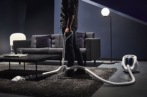 X-Ô de Rowenta : l'aspirateur traîneau sans fil et sans bruit