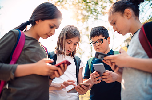 Entrée au collège : smartphone ou pas ?