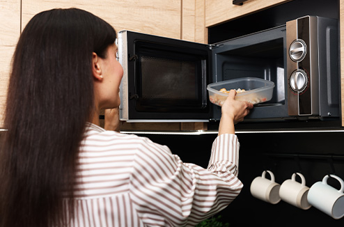 Les erreurs à éviter avec son micro-ondes